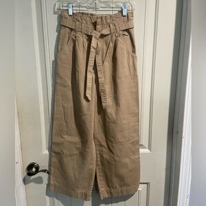 H&M High waisted crop pants size 4